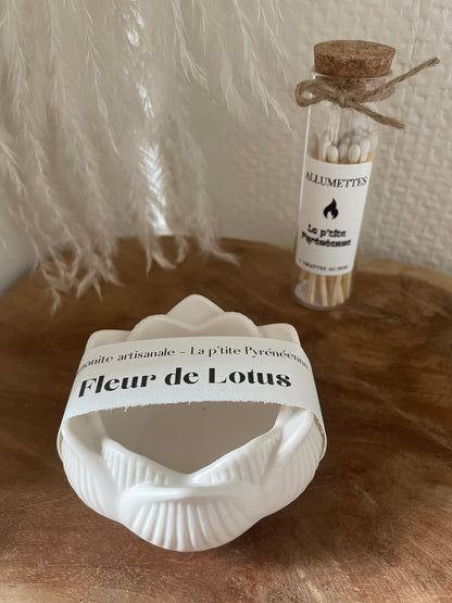 FLEUR DE LOTUS